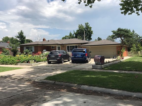 2nd image of 27136 Santa Ana Dr