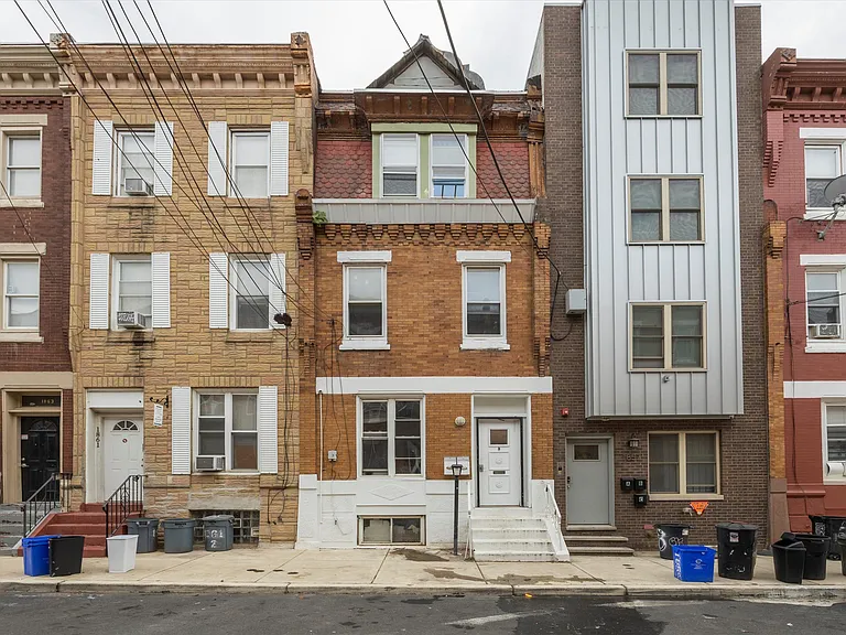 1859 Willington St #2 — Photo 1