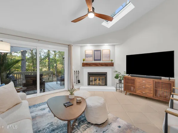 207 Saint Luke Court, Wilmington, NC 28409