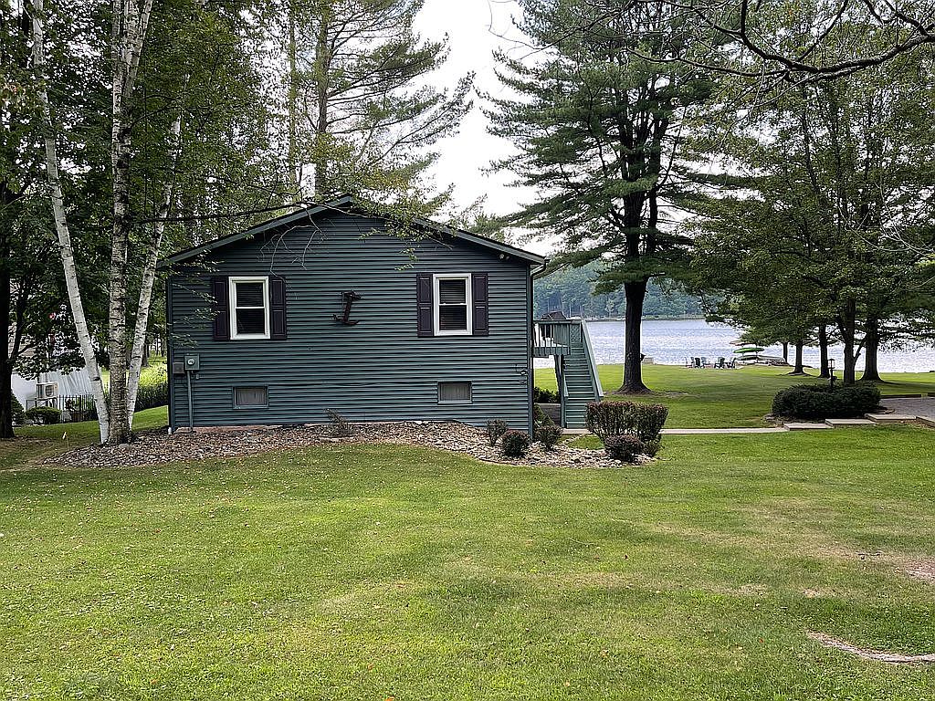 13305 Treasure Lake Rd, Du Bois, PA 15801 | Zillow