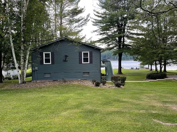 13305 Treasure Lake Rd, Du Bois, PA 15801