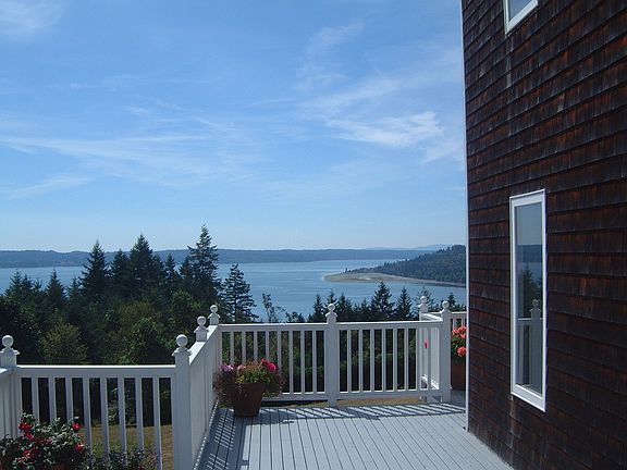 3rd image of 192 Moondance Ln