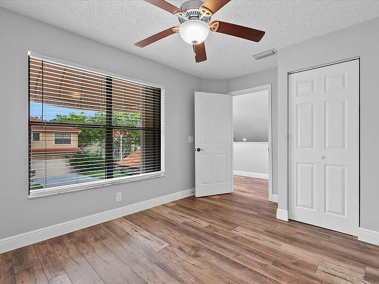 1714 Shoreside Cir — Photo 17