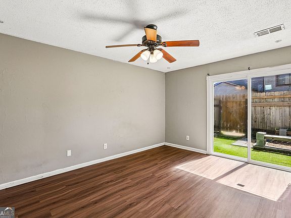 4th image of 2725 Flintlock Pl