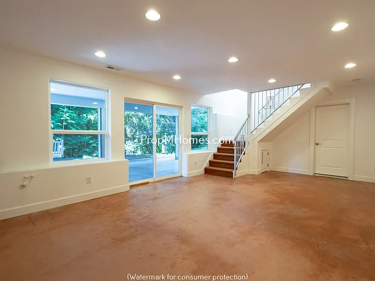 14995 SW 141st Ave — Photo 26