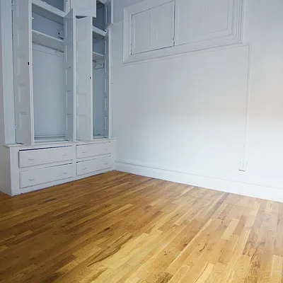 Rented by Nooklyn NYC LLC | media 39