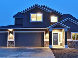 8910 Sophie Rae Ct, Pasco, WA 99301