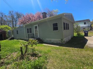 9 Buckeye Brook Rd, Charlestown, RI 02813