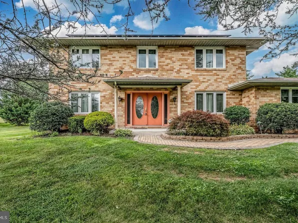 1381 Sumneytown Pike, Lansdale, PA 19446
