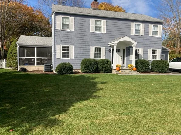 55 Chestnut Hill Road, Norwalk, CT 06851