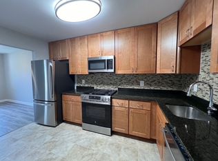 826 Quince Orchard Blvd APT 202, Gaithersburg, MD 20878