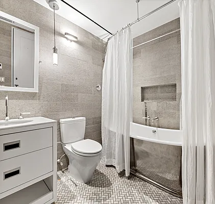 Rented by Compass | media 34