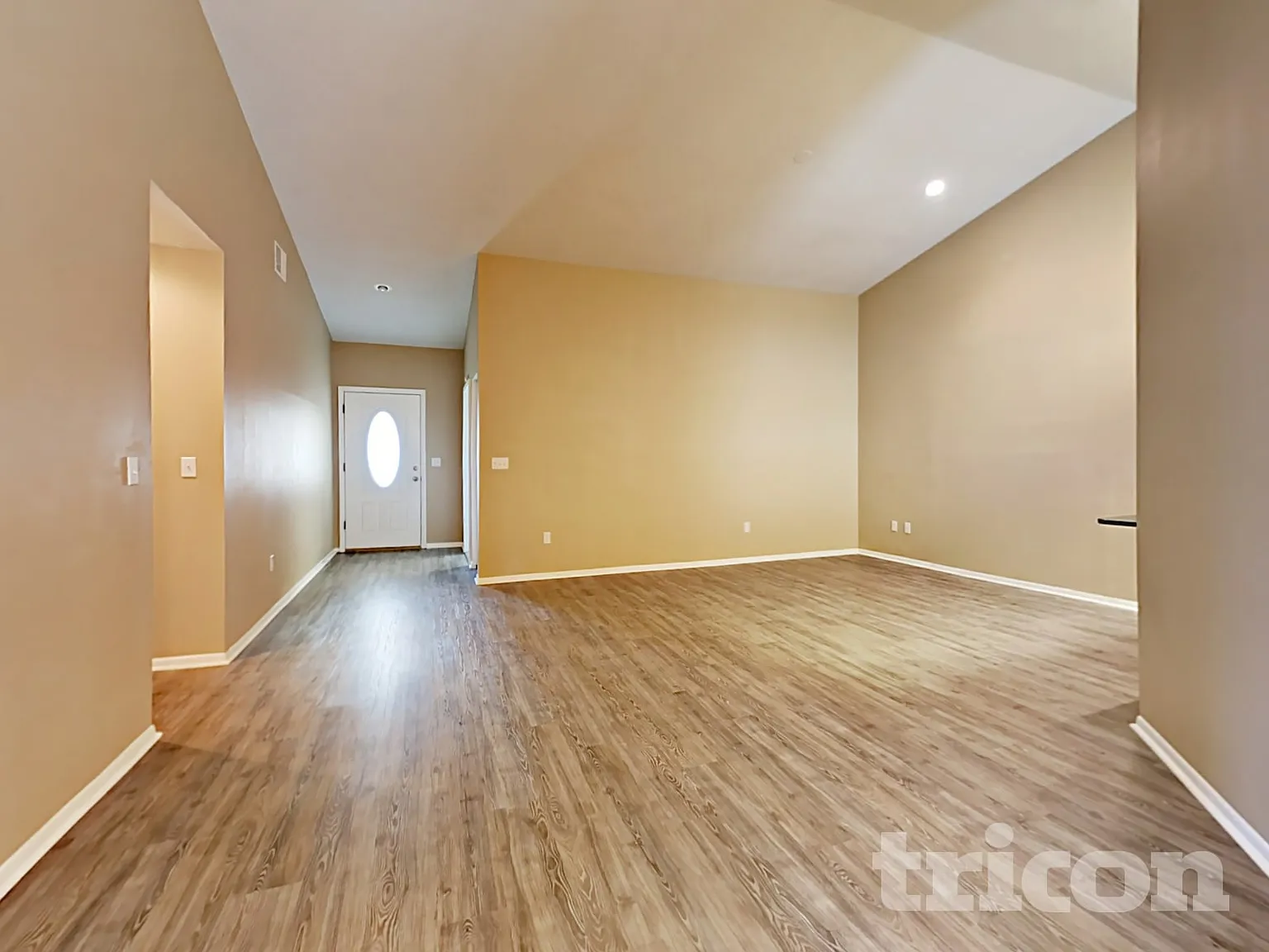 4713 Dawnmeadow Court Plant City FL — Photo 2