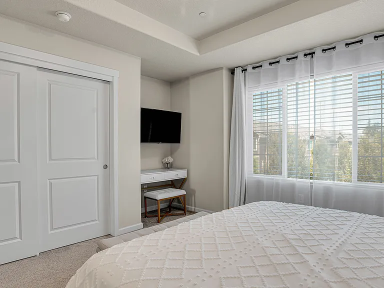 7802 NE Heiser St — Photo 19