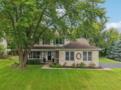 2101 Red Barn Ct, Woodstock, IL, 60098