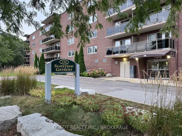 196 Scott St #521, Saint Catharines, ON L2N 5T2