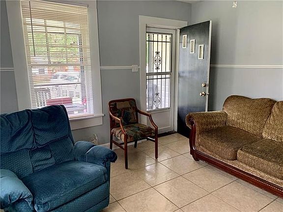 5th image of 538 Caswell Ave