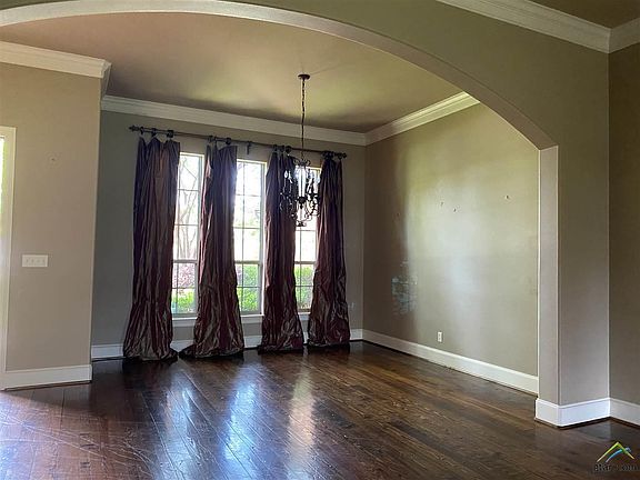 3rd image of 5926 Brynmar Ct