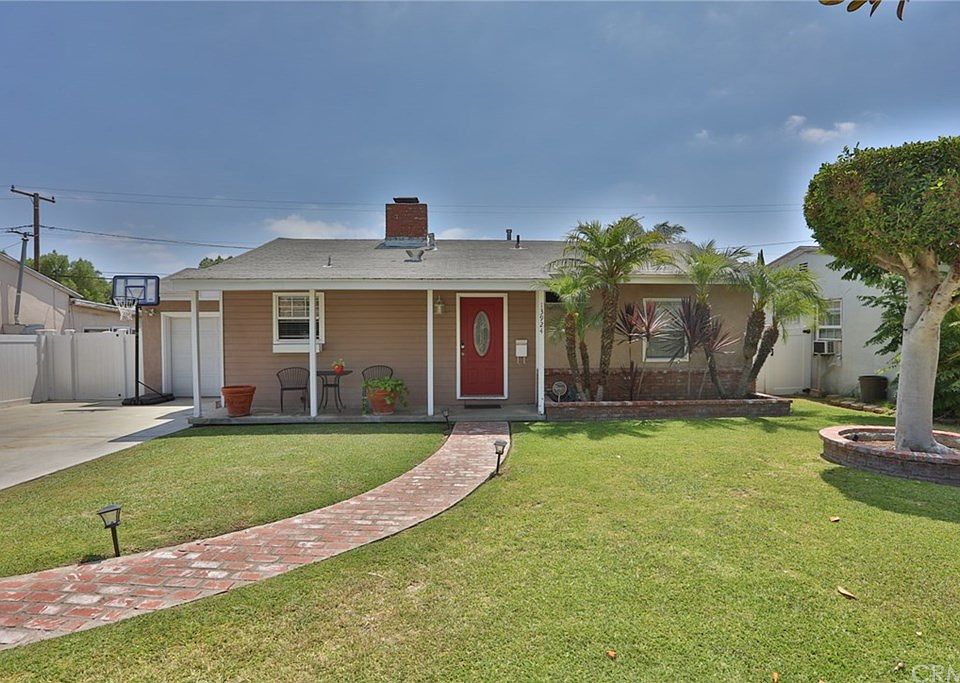 1st image of 13924 Dittmar Dr