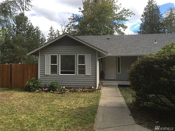2nd image of 15613 Topaz Dr SE