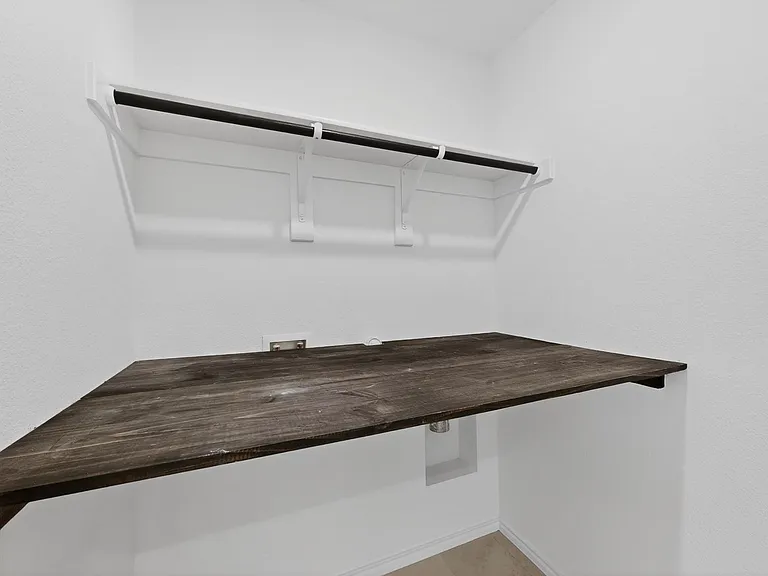 1430 Everett Gardens Way — Photo 34