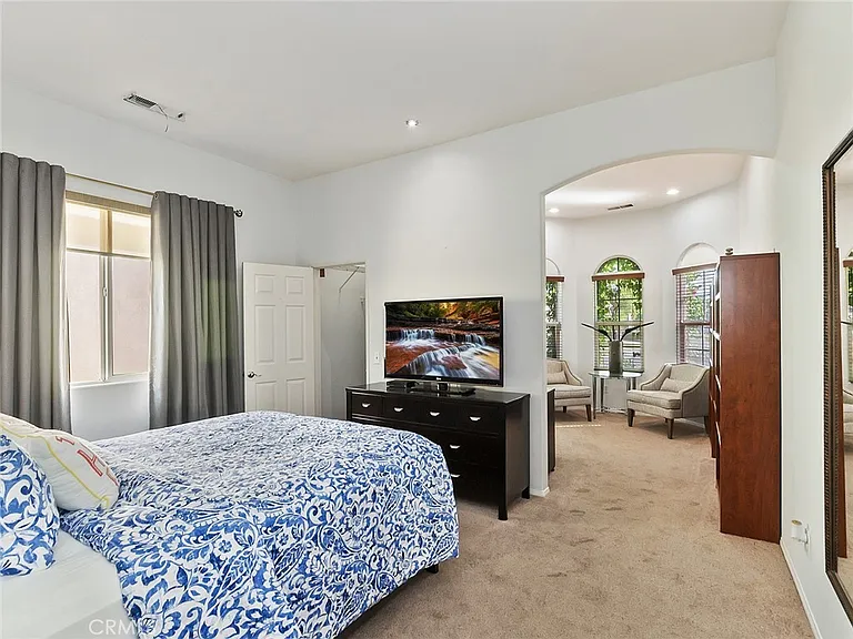 48957 Heifitz Dr — Photo 16