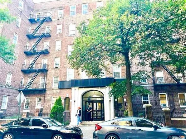 88-11 Elmhurst #D2, Elmhurst, NY 11373
