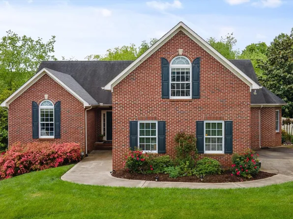 10324 Meadow Ridges Ln, Knoxville, TN 37922