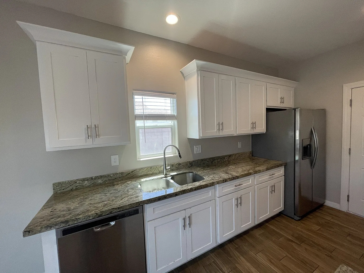 3 bed, 1433 sqft, $1,595 — Photo 3