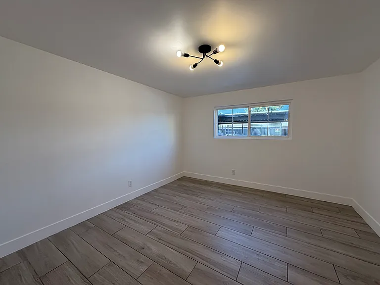 8517 Cedros Ave #5 — Photo 6