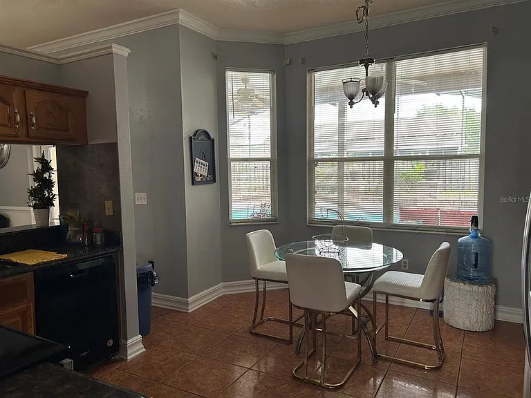 11942 Frieth Dr — Photo 10