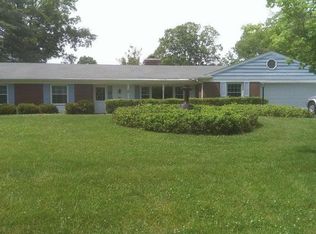 1126 Meredith Dr, Cincinnati, OH 45231