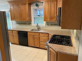 105 Muir Ave, Bristol, CT 06010