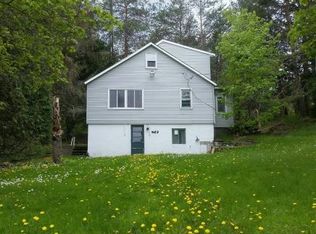 823 Castle Creek Rd, Binghamton, NY 13901