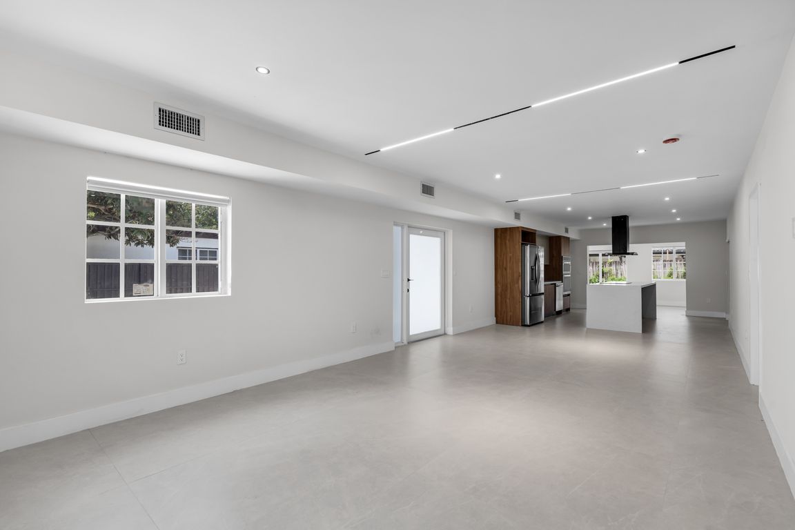 next background image