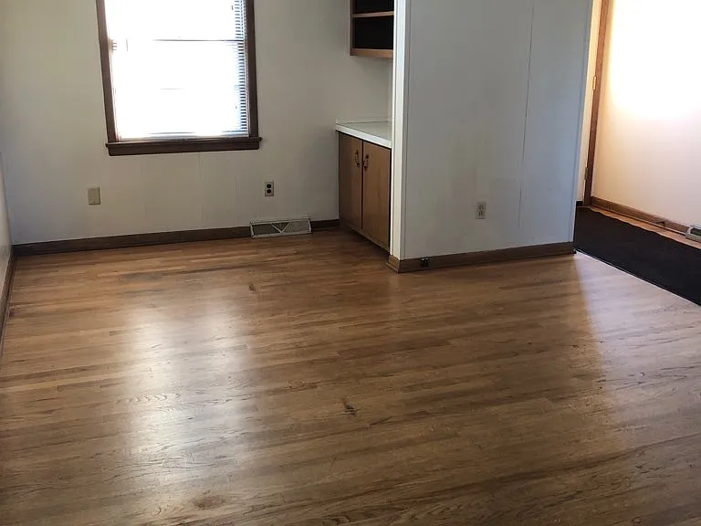 16 Homestead Dr — Photo 3