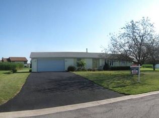 1915 David Ave, Joliet, IL 60433