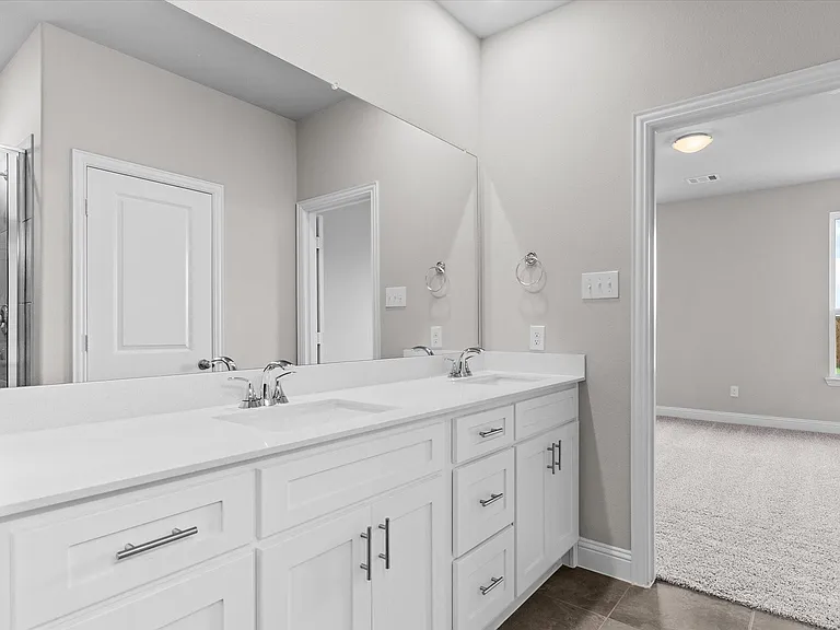 401 Parrino Pkwy — Photo 16