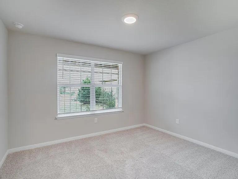 1007 Coolridge Ct — Photo 9