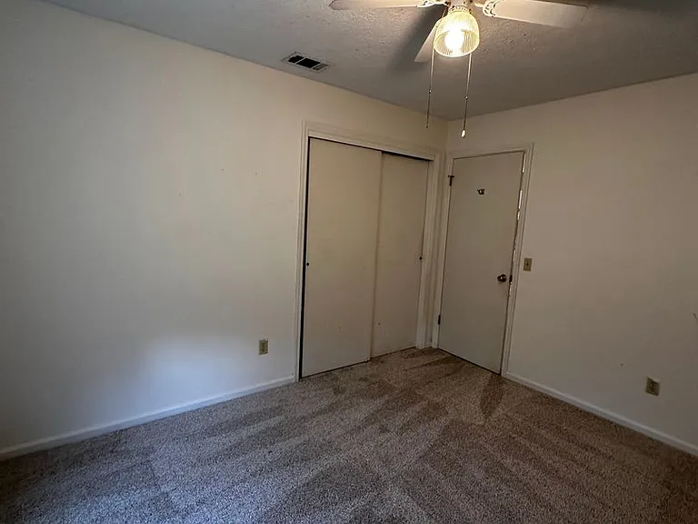 126 Kristine Blvd — Photo 27