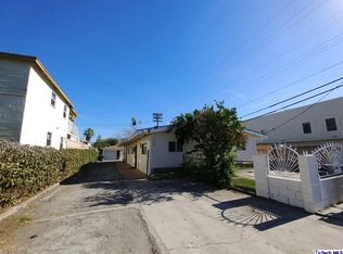 7216 Lemp Ave, North Hollywood, CA 91605