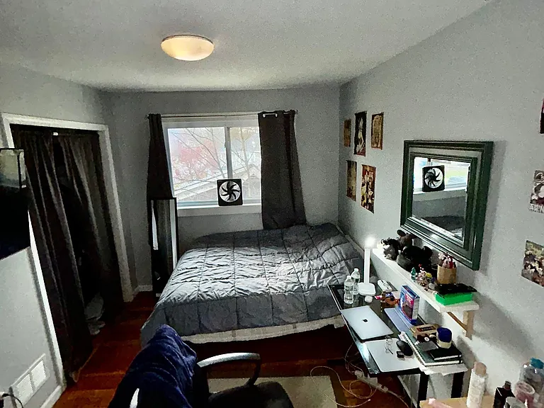 96 Floral Ave #4 — Photo 2