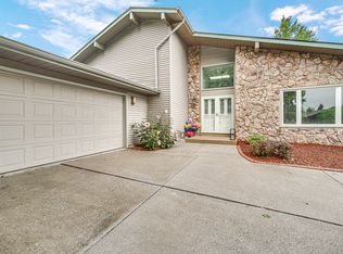 1311 Tamarack Dr, Munster, IN 46321