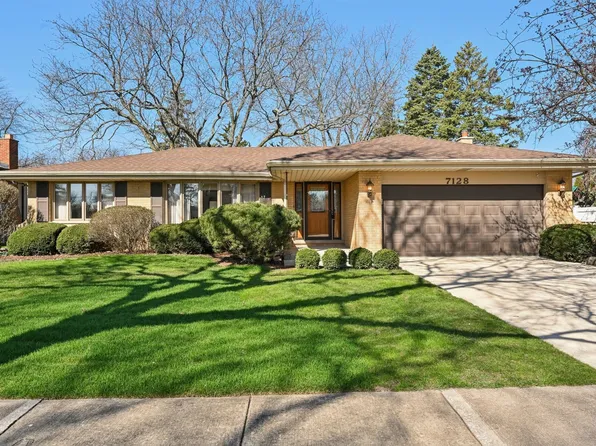 7128 Osage Ave, Downers Grove, IL 60516