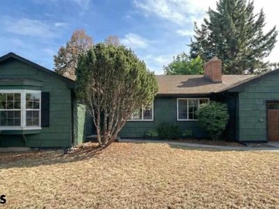 1214 E 27th St, Scottsbluff, NE, 69361