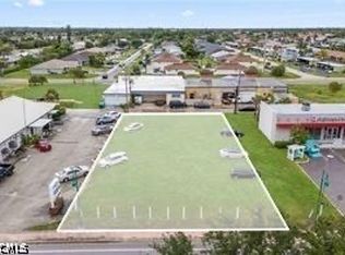 429 Cape Coral Pkwy E, Cape Coral, FL 33904