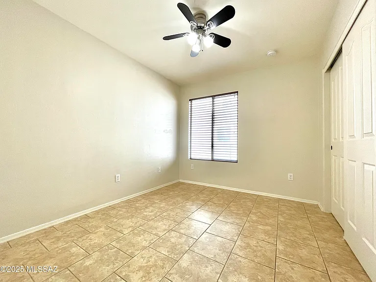 11889 W Heyburn Dr — Photo 22