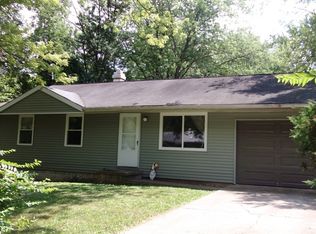 3711 W Parkview Dr, Bloomington, IN 47404