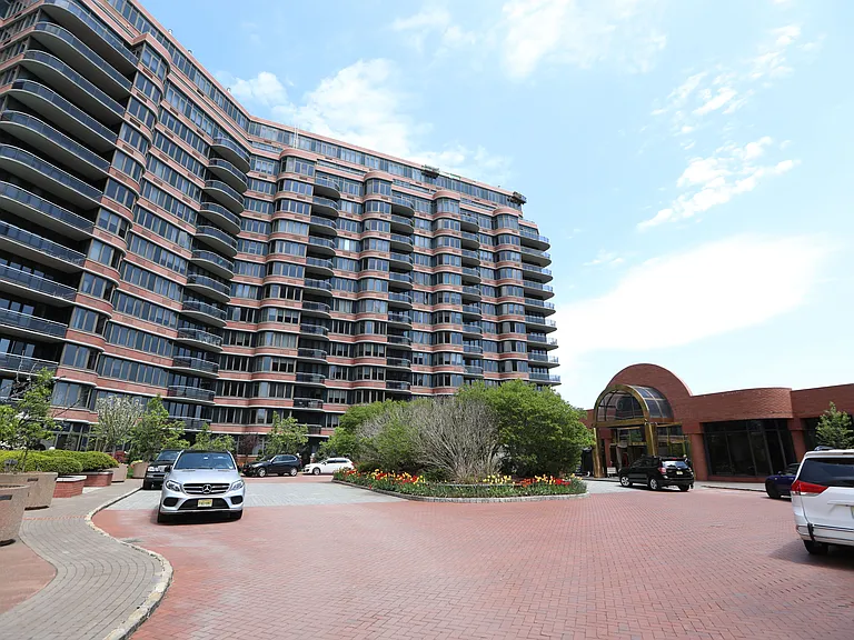 100 Carlyle Dr #S01G — Photo 28