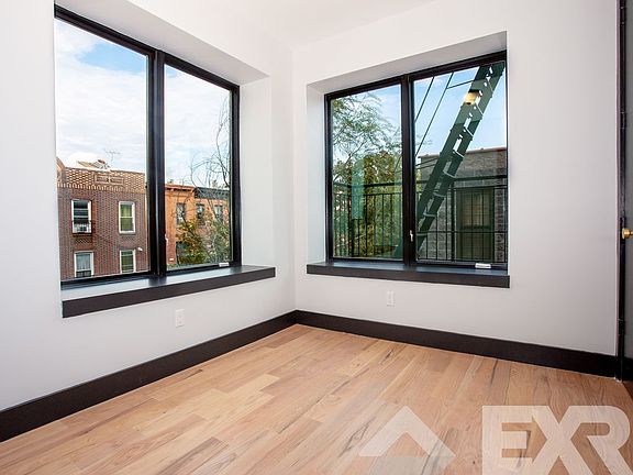 5th image of 112 16th St #2B